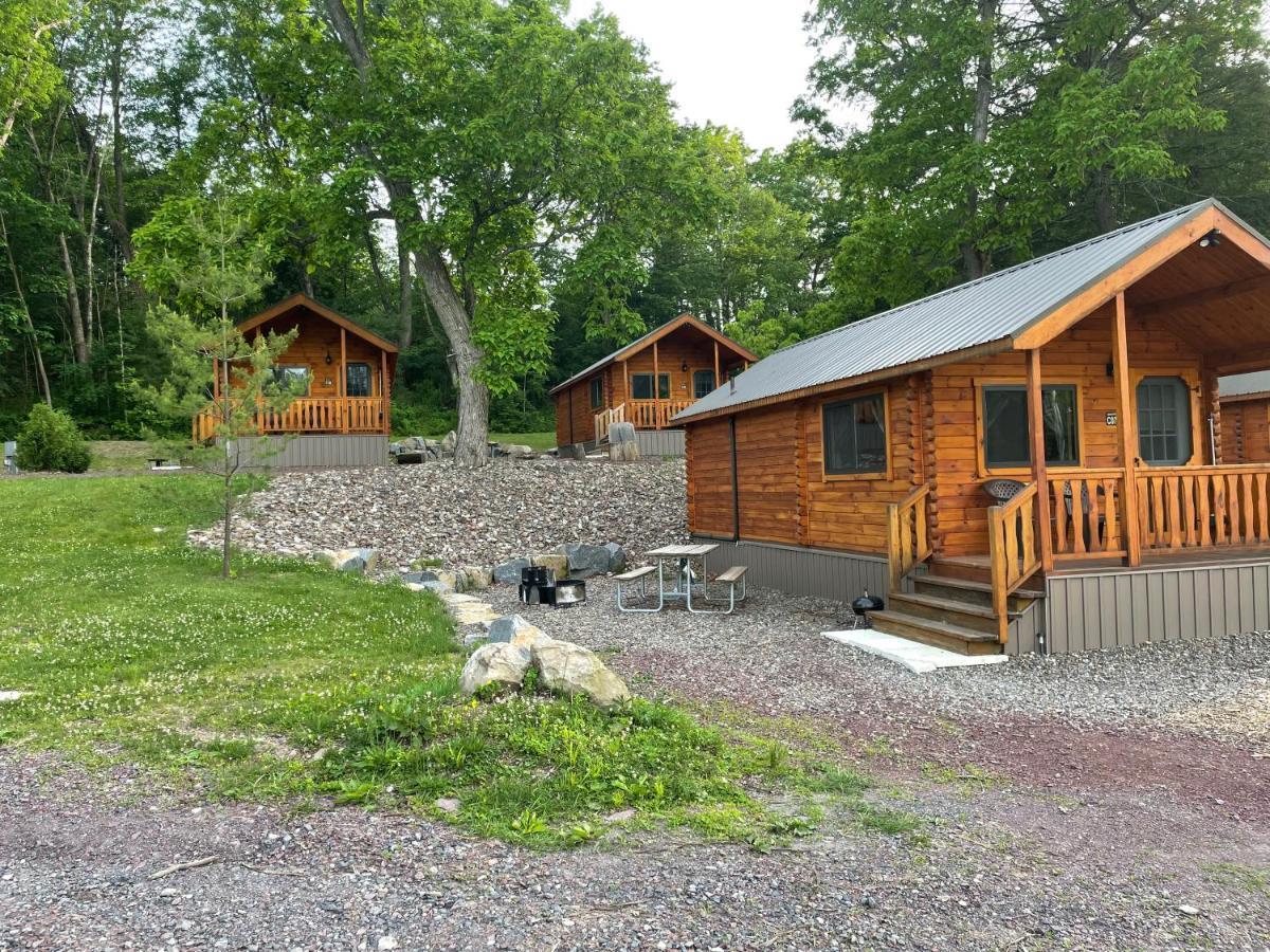 Lakewood Park Campground - Luxury Cabin Barnesville Екстер'єр фото